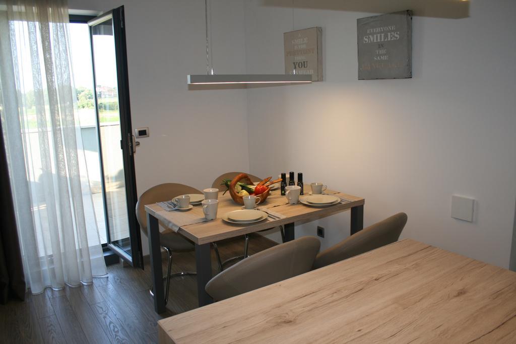 Olive Charm Apartment Umag Ngoại thất bức ảnh